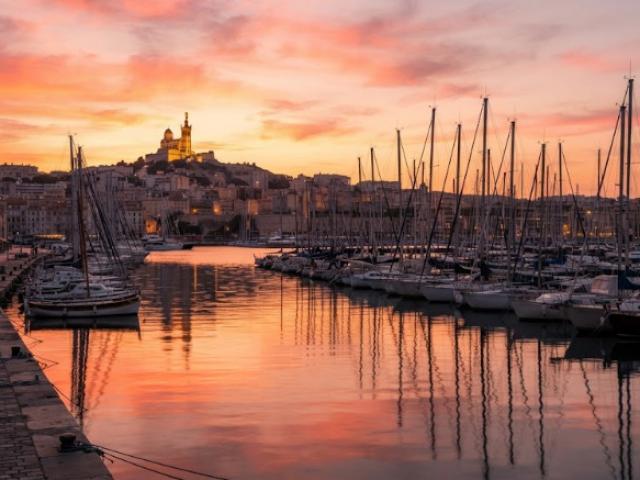 Décès le week-end à Marseille : que faire et comment lancer un rapatriement 24h/24.