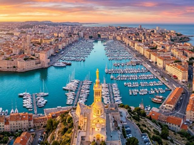 Décès d'un touriste étranger à Marseille : rapatrier le corps dans son pays 24h/24. Décès d'un touriste étranger à Marseille : rapatrier le corps dans son pays 24h/24.