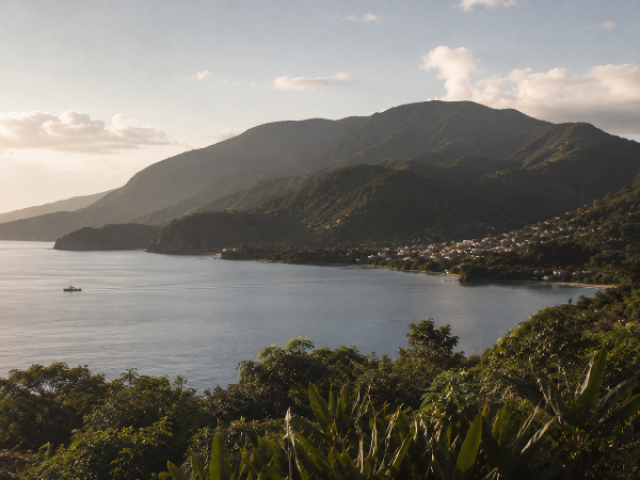 Rapatriement de corps vers la Martinique depuis Marseille. Rapatriement de corps vers la Martinique depuis Marseille.